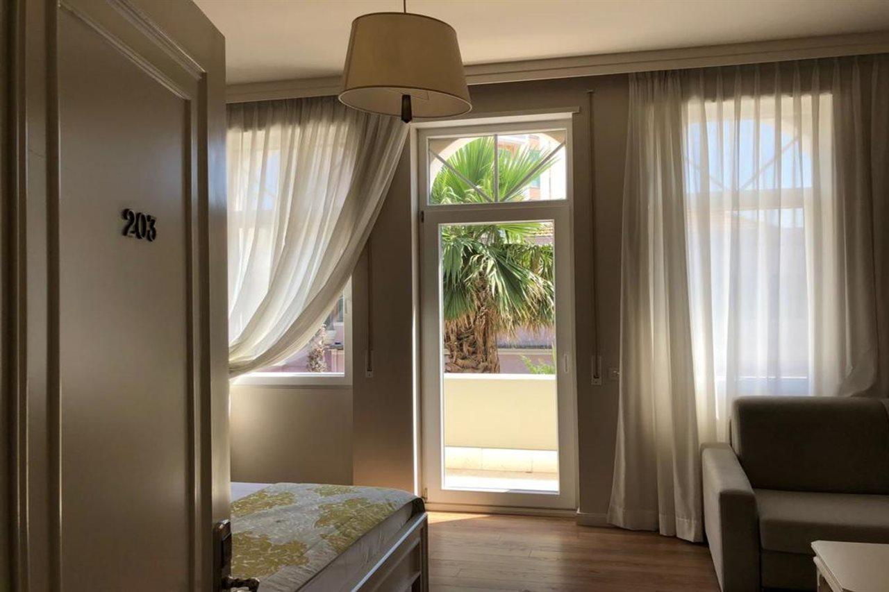 Amfiteatri Boutique Hotel Durrës Buitenkant foto