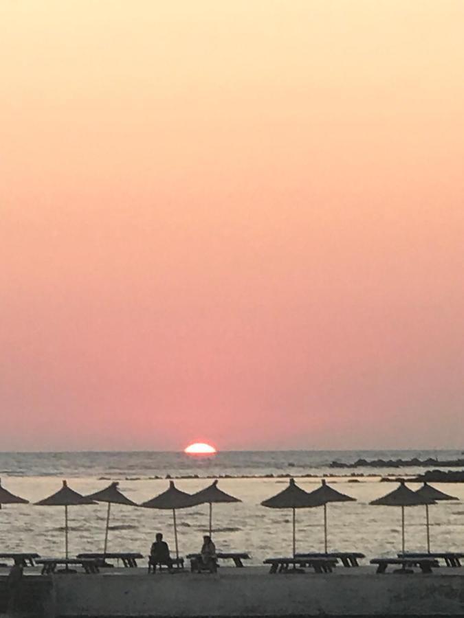 Amfiteatri Boutique Hotel Durrës Buitenkant foto
