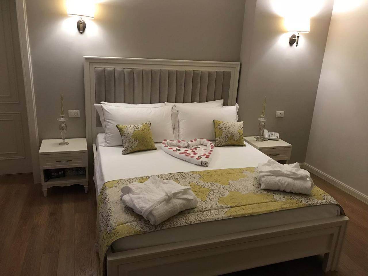 Amfiteatri Boutique Hotel Durrës Buitenkant foto